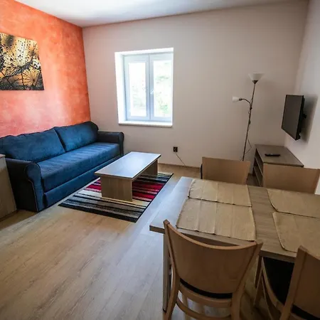 Pod Jeřábem, šanov 67, *