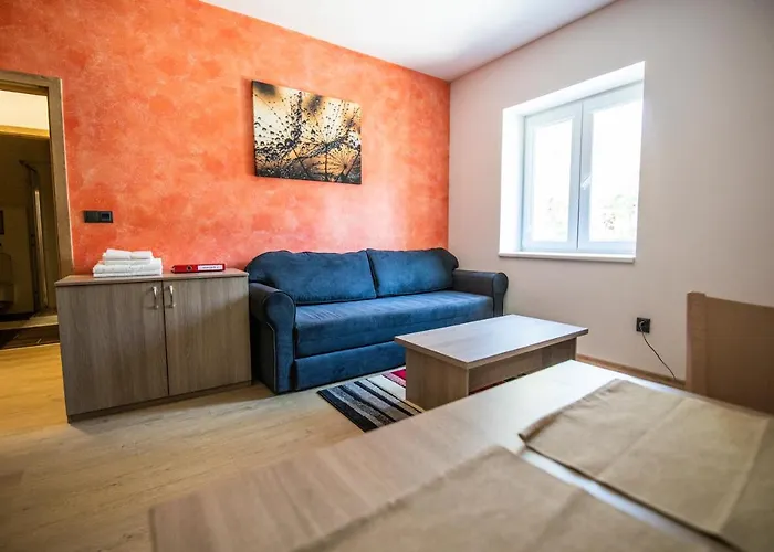 Lägenhetshotell Pod Jerabem, Sanov 67, Červená Voda